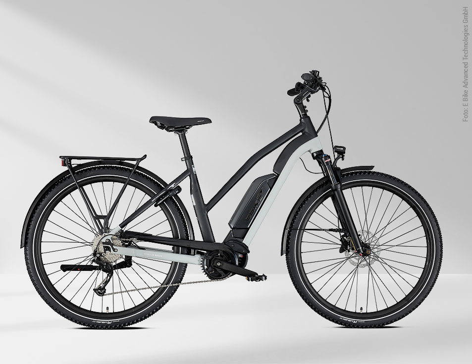 Advanced Urban-Bikes, E-MTB und Trekkingräder mit Motor